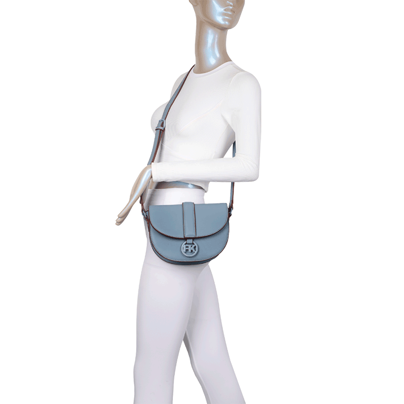 bolsa-transversal-aba-p-fellipe-krein-ss23-matching-azul-020871-04-detalhe2.png