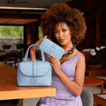 bolsa-de-mao-aba-g-fellipe-krein-ss23-matching-azul-sestini-020870-04-detalhe-1