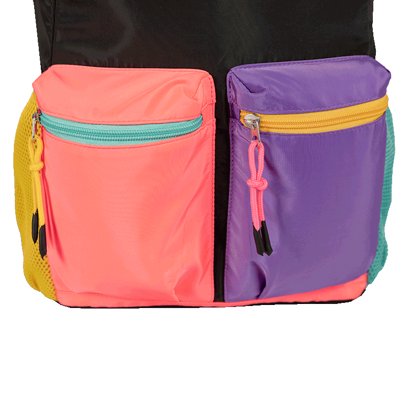 mochila-g-capricho-contrast-preto-e-rosa-sestini-076218-27-detalhe-4.png