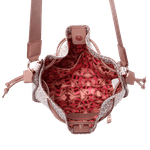 bolsa-satchel-m-fellipe-krein-ss23-monograma-fk625-marrom-sestini-920109-02-detalhe-1.png