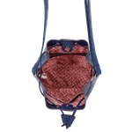 bolsa-bucket-m-ss23-cfk109-azul-920137-04-detalhe-1