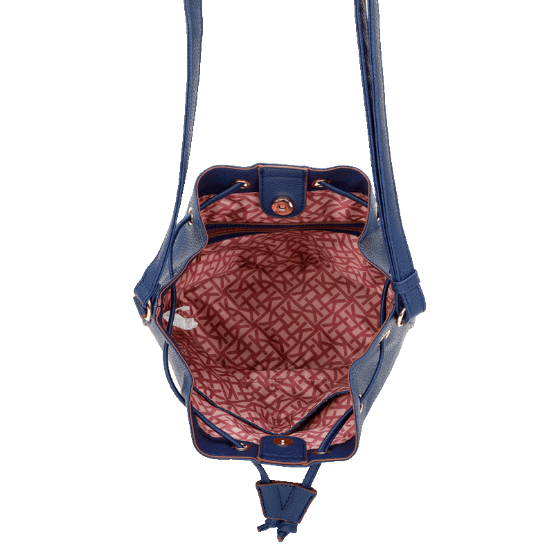bolsa-bucket-m-ss23-cfk109-azul-920137-04-detalhe-1