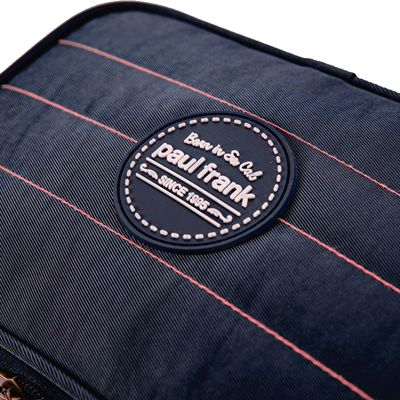 estojo-especial-paul-frank-world-jeans-076022-11-detalhe-1