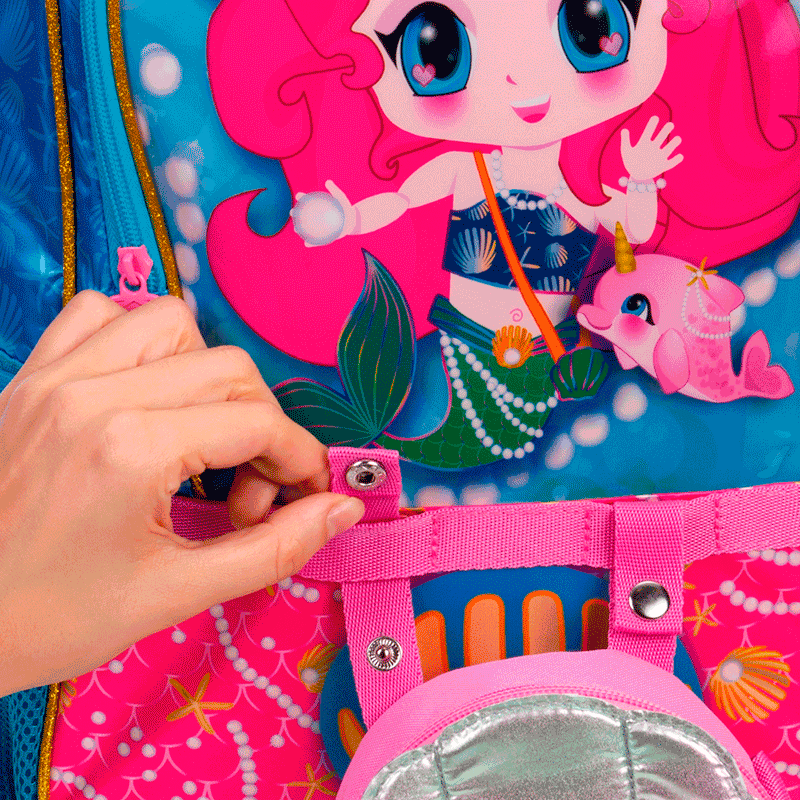 mochila-g-com-bolsa-y-anime-colorido-sestini-065982-00-detalhe-1
