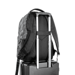 mochila-2-compartimentos-college-3-camuflado-cinza-sestini-076050-05-detalhe-6